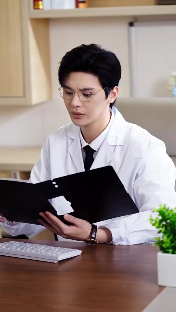 医冠楚楚 全集完结(大结局)